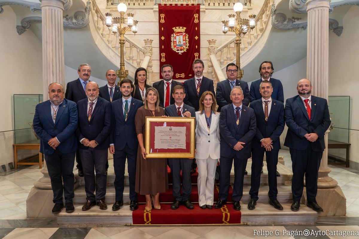 Entrega de la Medalla de Oro de Cartagena al Ilustre Colegio de Abogados de Cartagena